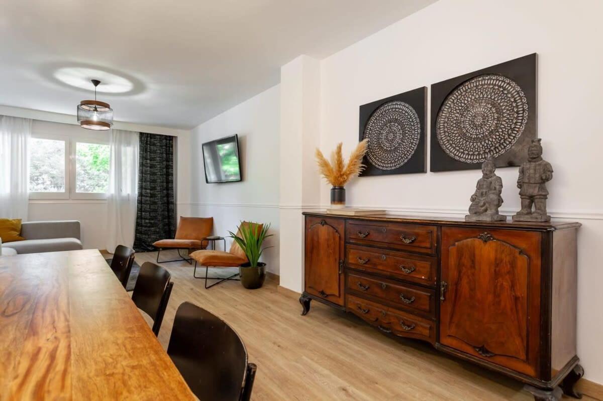 Exclusive Huge 4 Double Bedroom City Center 巴塞罗那 外观 照片